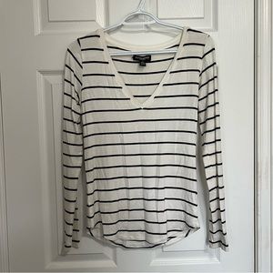 Bluenotes, Striped V-neck Shirt, Small